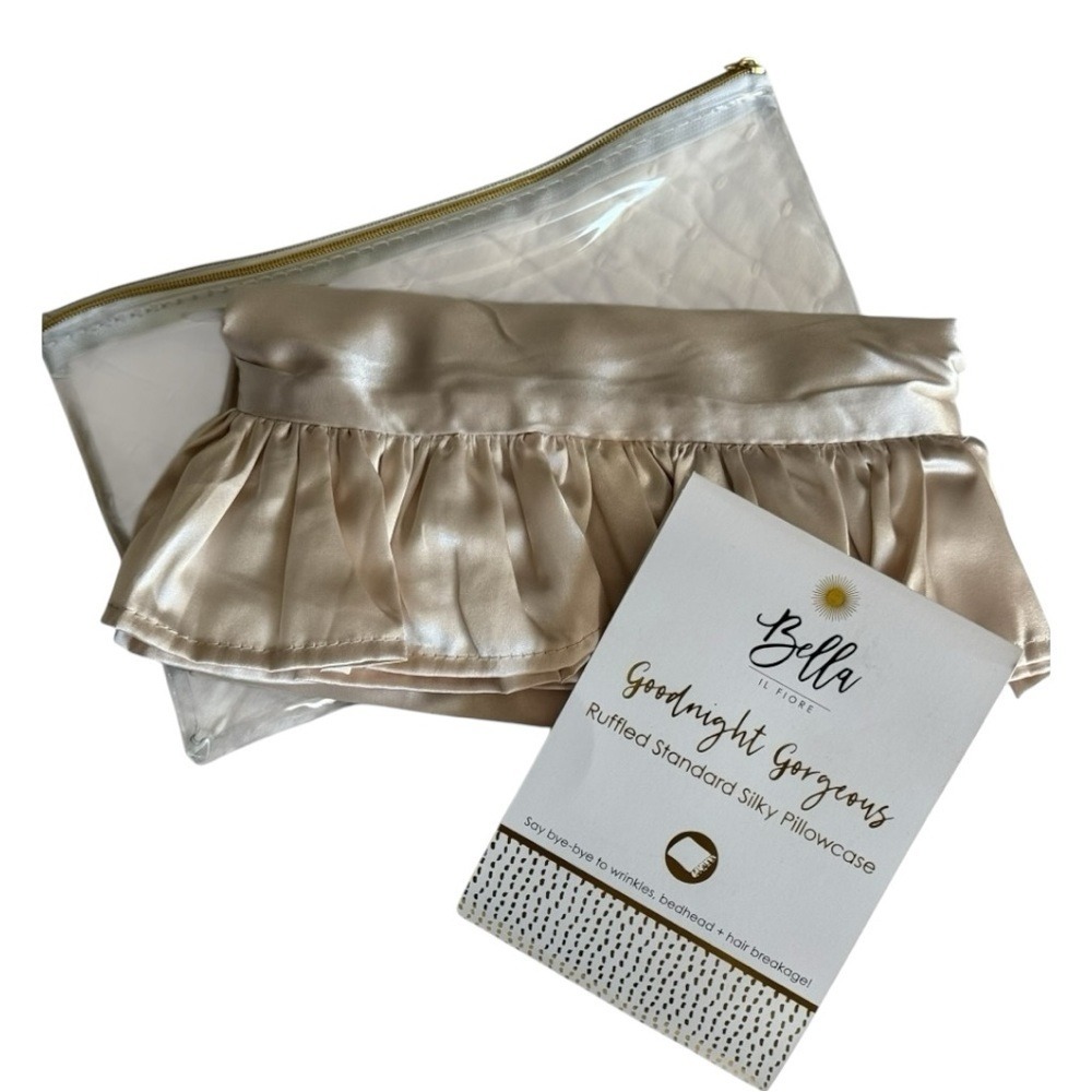 Bella Il Fiore Ruffled Standard Satin Pillowcase New in Zipper Pouch!